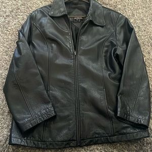 Woman’s leather jacket, size 1X